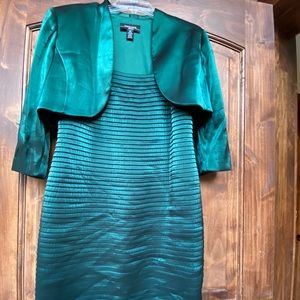 Emerald green dress 10P